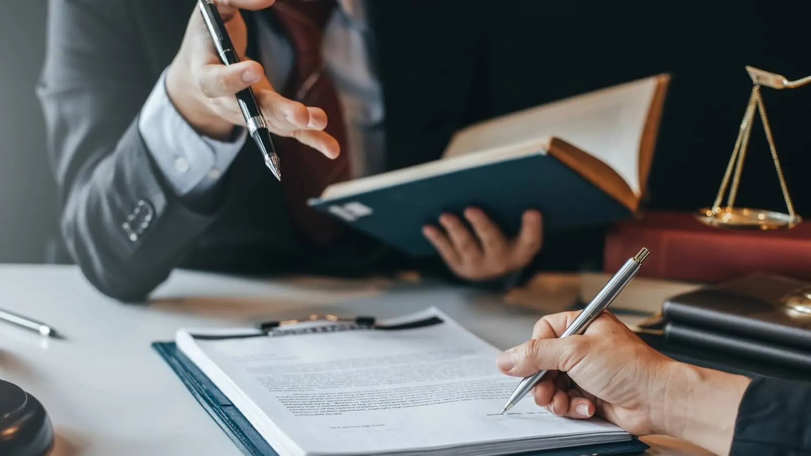 Top 13 Best Legal Affiliate Programs to Monetize Your Website